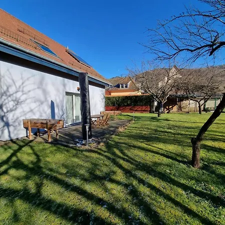 Prázdninový dům Le De Cleo, Maison Spacieuse Et Paisible. *